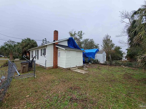 5th image of 900 Pickens Ave
