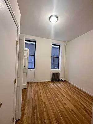 Rented by Urban Real Estate Property Group Inc | media 2