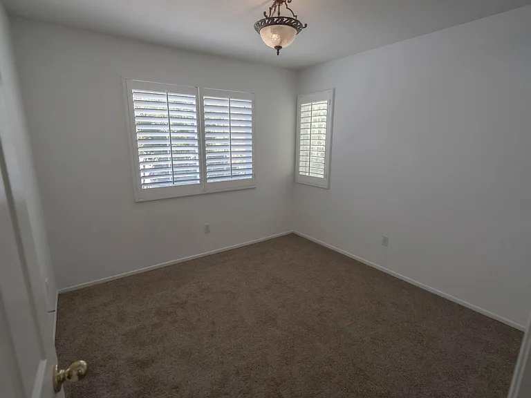 25745 Perlman Pl #F — Photo 10