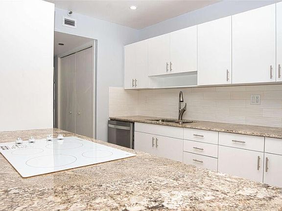 5th image of 19355 Turnberry Way #3d