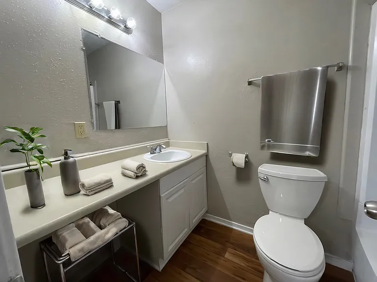 Summer Place Apartments — Photo 13