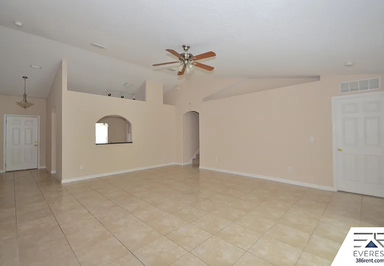 19 Burgess Pl — Photo 6