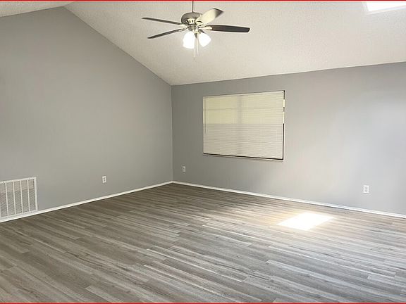 2nd image of 8255 Yolanda Ct