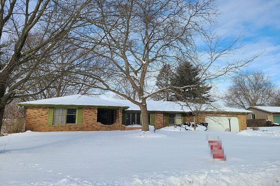 1st image of 52691 Helvie Dr