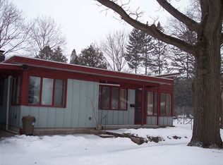 784 Briarcliff Rd, Jackson, MI 49203