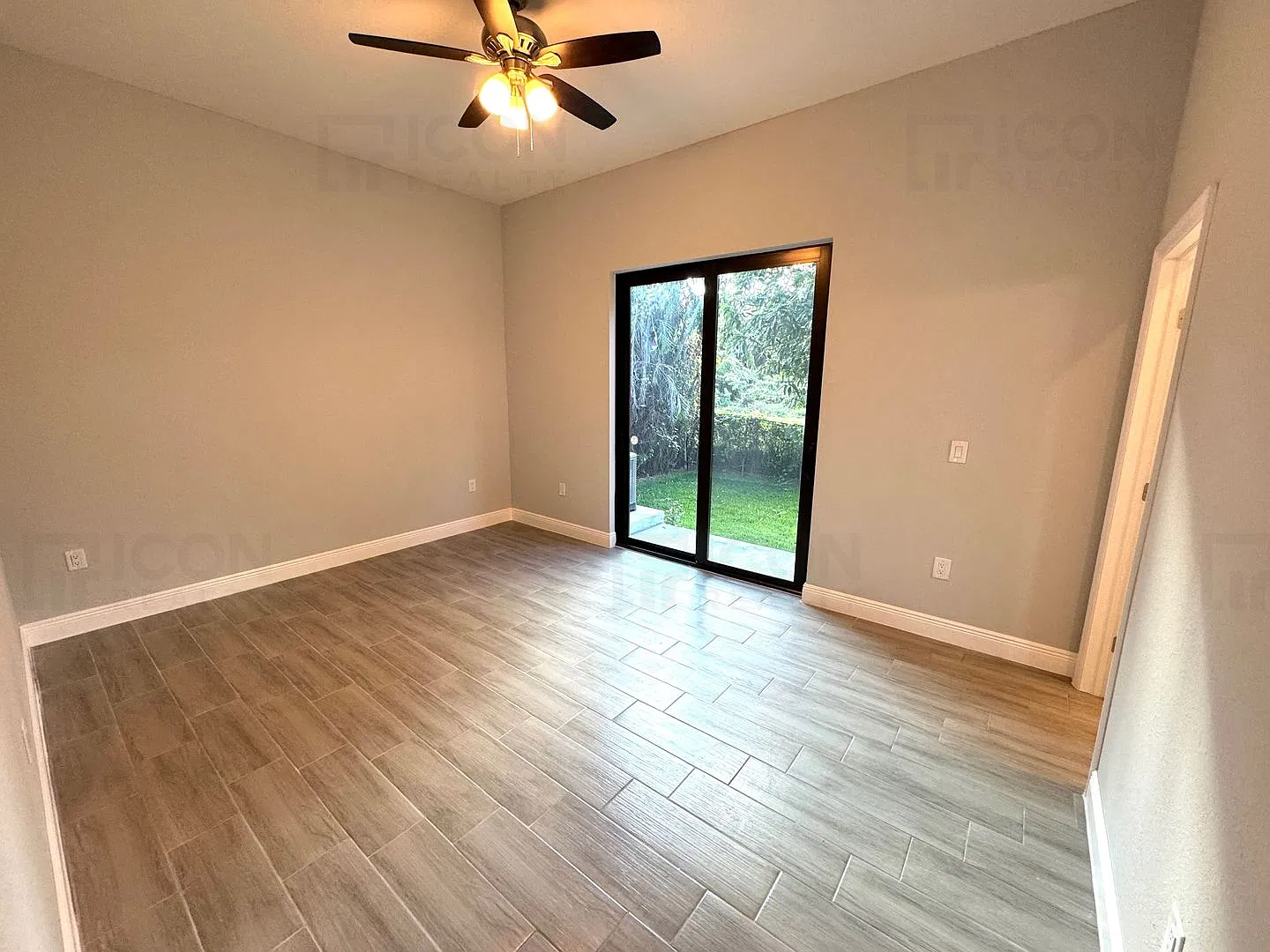 1847 SW 44th Terrace — Photo 4