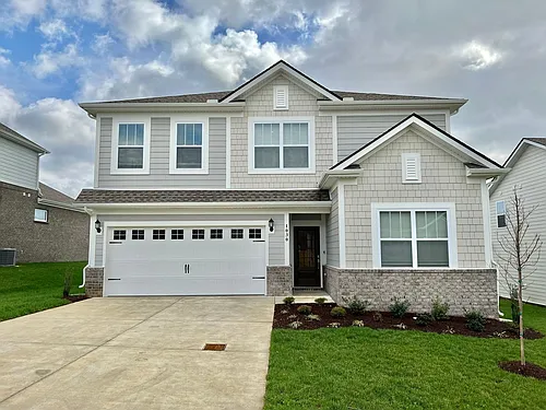 1030 Ewell Farm Cir Photo 1