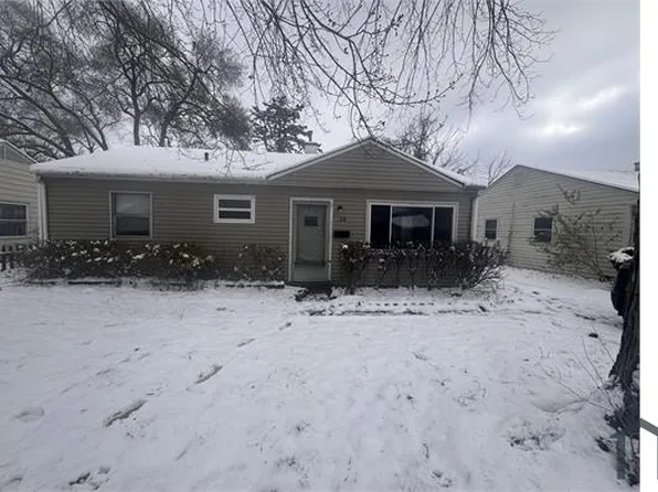 214 Saint Christopher Ln, Columbus, OH 43213