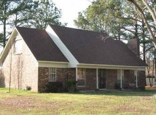 7083 Woodstock Cuba Rd, Millington, TN 38053