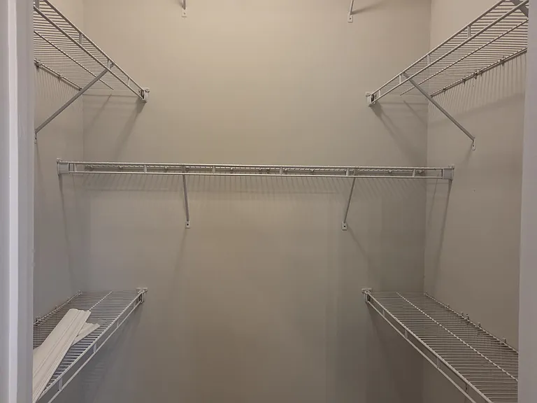 784 Statesman Way — Photo 8