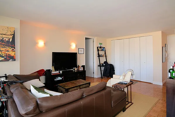 Rented by Marion Bass, Inc. | media 34