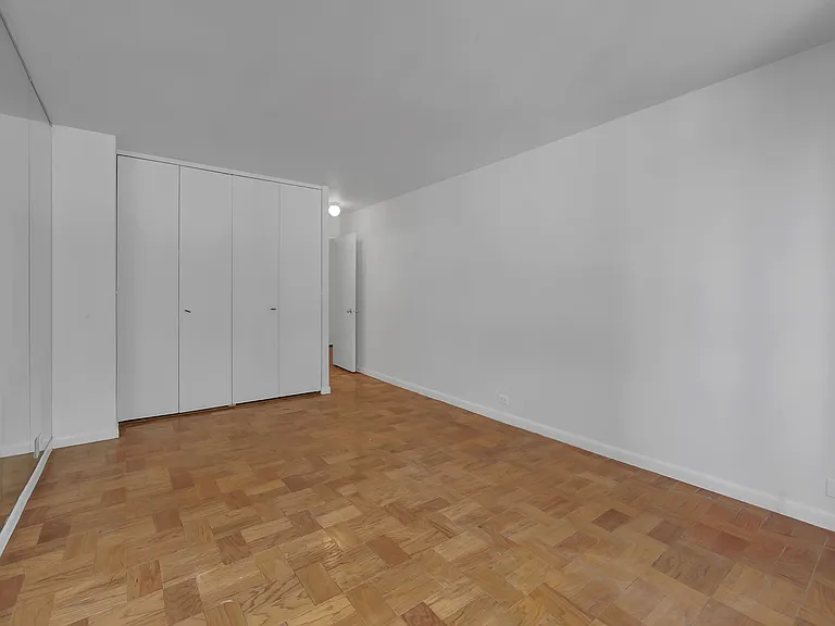 630 1st Ave #9M — Photo 17