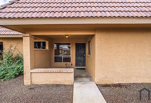 4th image of 501 W Yukon Dr Unit 4