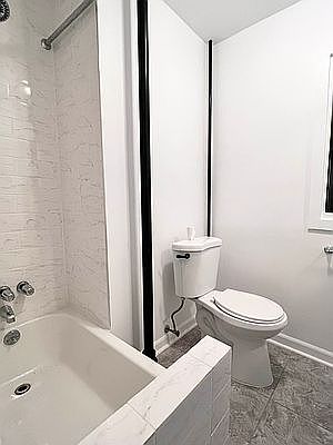 4th image of 957 Lafayette Ave #2