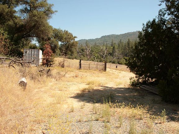 2nd image of 428 Darby Rd