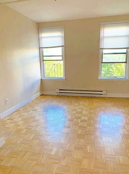 2nd image of 170 Bedford Ave APT 3A