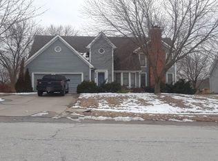 4009 NE Shady Lane Dr, Gladstone, MO 64119