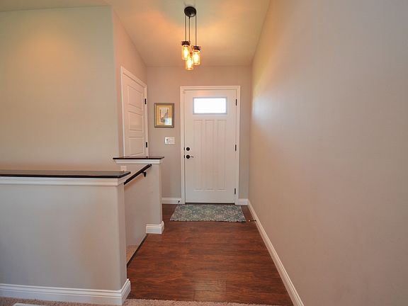 2nd image of 444 Prairie Creek Dr