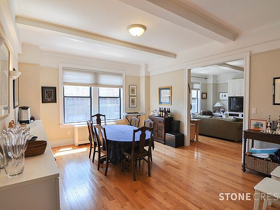 3rd image of 168 W 86th St #2L