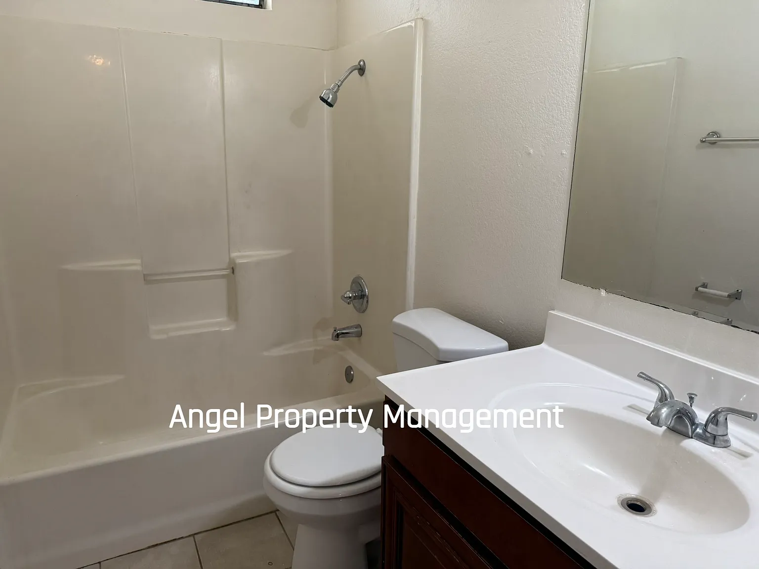 631 Pinedale Ave #1 photo 1