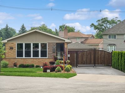 381 Iris Ln, Chicago Heights, IL, 60411