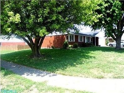 3rd image of 315 Shasta Dr