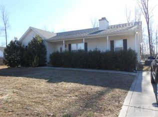 3073 Bowker Rd, Charlotte, TN 37036