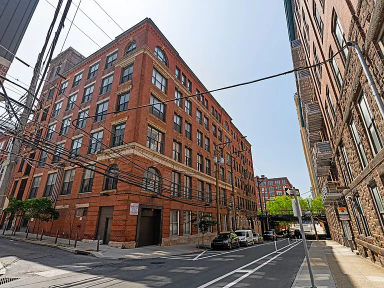 429 N 13th St #5G — Photo 37