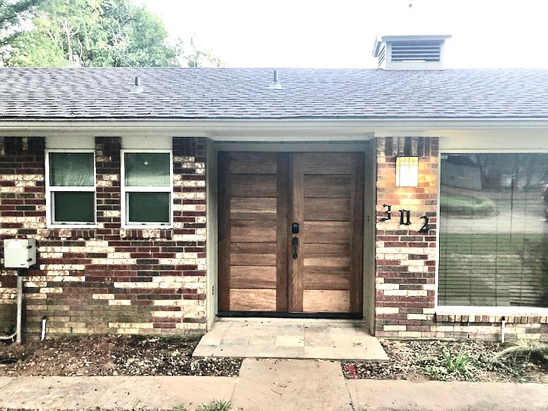 1st image of 302 Enchanted Dr