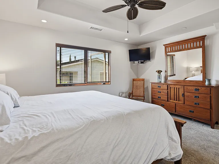 1320 Glorietta Blvd — Photo 15