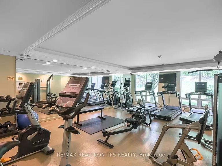 18 William Carson Cres #Penthouse 903 — Photo 11