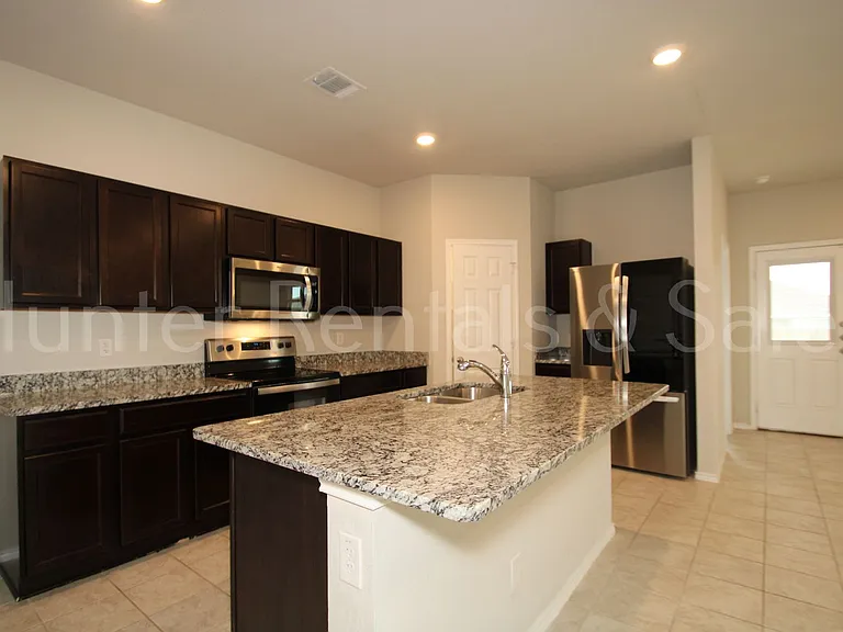 5106 Brody Dr — Photo 8