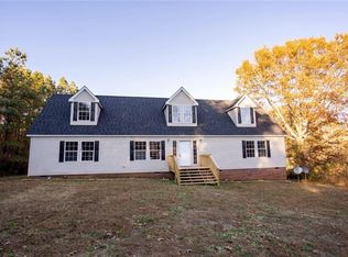 4106 W Courthouse Rd, Crewe, VA 23930