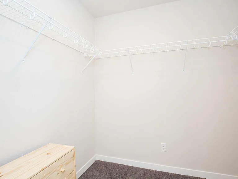 18214 NE 47th Ave — Photo 30