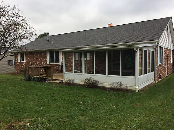 2nd image of 370 Lawnwood Dr