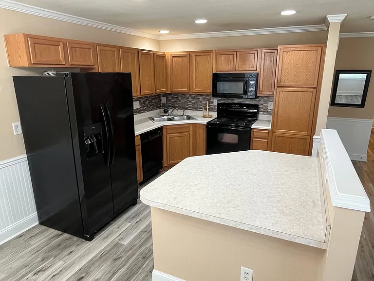 11838 Shoemaker Ct — Photo 8