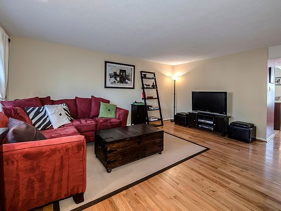 2nd image of 269 Gundry Dr