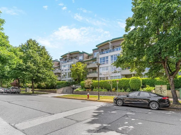 5800 Andrews Rd #111, Richmond, BC V7E 6M2