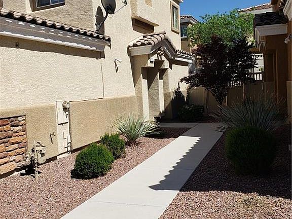 3rd image of 1114 Tuscan Sky Ln Unit 1