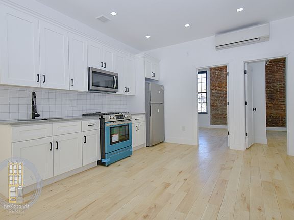 2nd image of 962 Dekalb Ave #2R