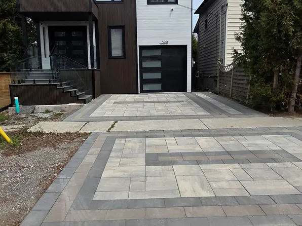 599 Burton Rd, Oshawa, ON L1J 3Z9