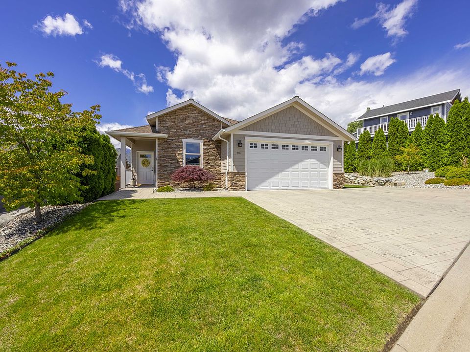 1st image of 501 Oakwood Dr