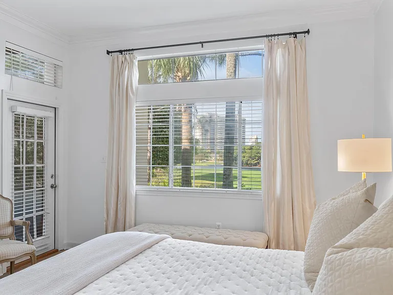 5280 Tivoli Dr — Photo 13