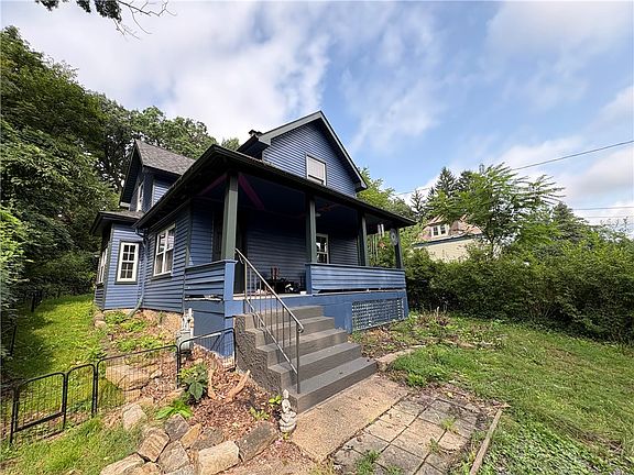 2nd image of 1503 Clinton Rd