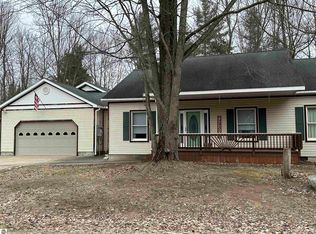4932 Fell Dr, Marion, MI 49665