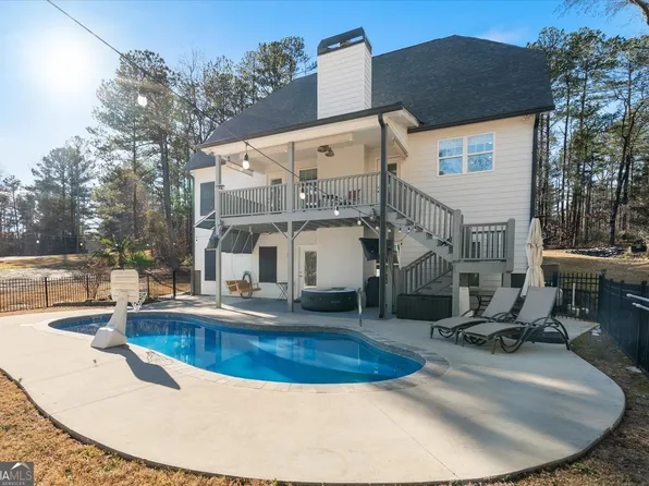 4201 Green Ct, Villa Rica, GA 30180