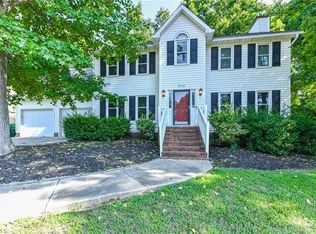 913 New Hampshire Dr, Jamestown, NC 27282