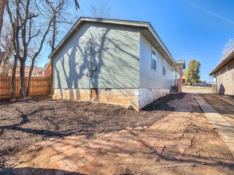 708 N Choctaw Ave — Photo 48