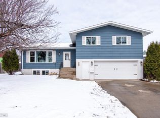 77 28th Ave N, Fargo, ND 58102