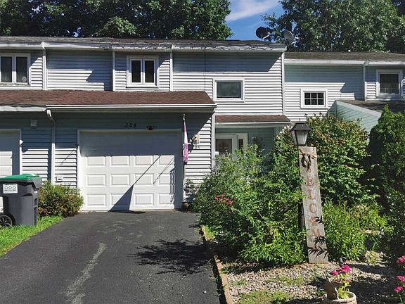 2nd image of 204 Tallow Wood Dr